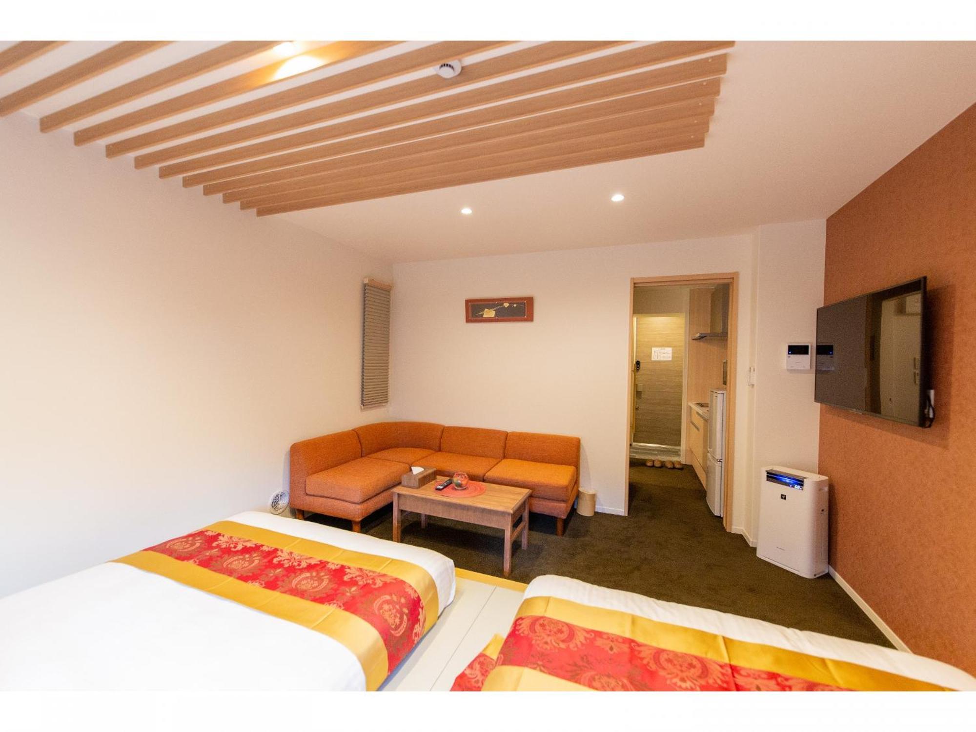 Grand Base Hiroshima Ekimae Aparthotel Екстериор снимка